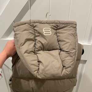 Aritzia The Super Puff Vest